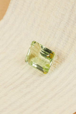 Light-Coded Green Amethyst - 6.44 Ct