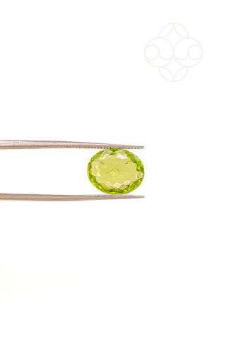 Light-Coded Peridot - 4.48 Ct