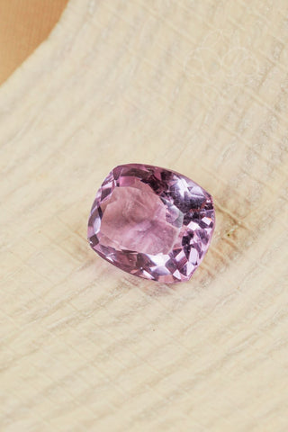 Light-Coded Amethyst - 7.82 Ct