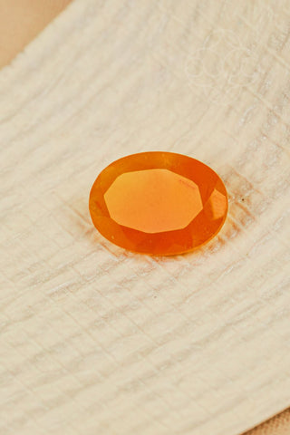 Light-Coded Carnelian - 5.44 Ct