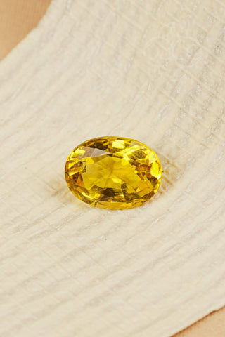 Light-Coded Citrine - 5.81 Ct