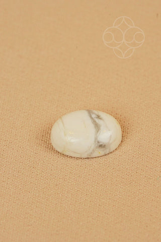 Light-Coded Howlite - 7.95 Ct