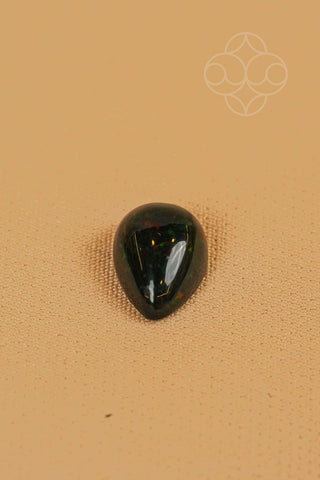 Light-Coded Black Opal - 3.26 Ct