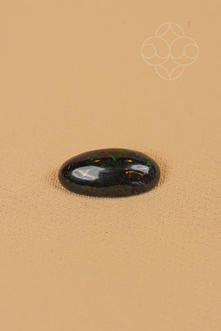 Light-Coded Black Opal - 4.44 Ct