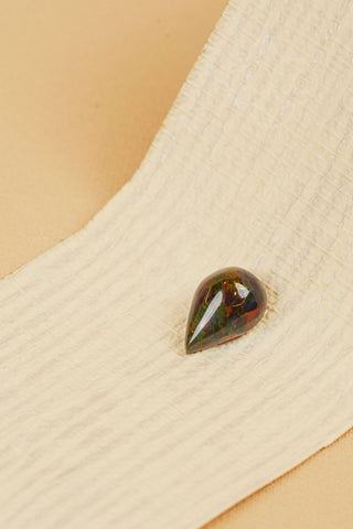 Light-Coded Black Opal - 5.15 Ct