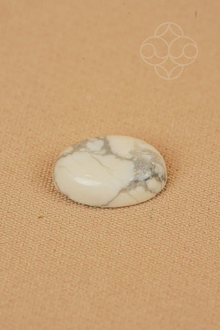 Light-Coded Howlite - 6.63 Ct