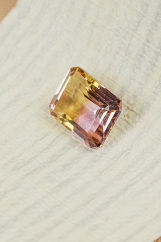 Light-Coded Ametrine - 6.95 Ct