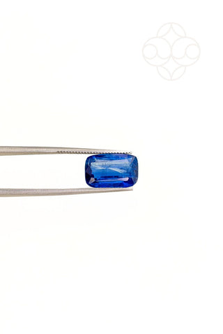 Light-Coded Kyanite - 4.64 Ct