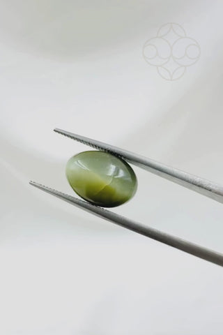 Light-Coded Cats Eye - 6.56 Ct